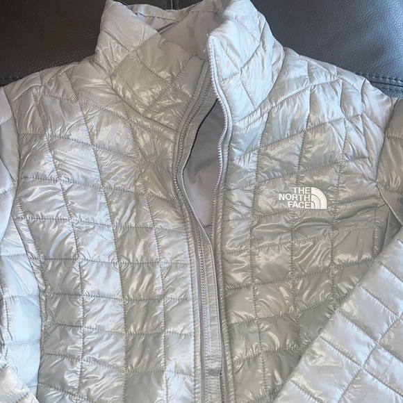 NWT Northface Thrmbl Eco jacket - Picture 3 of 9